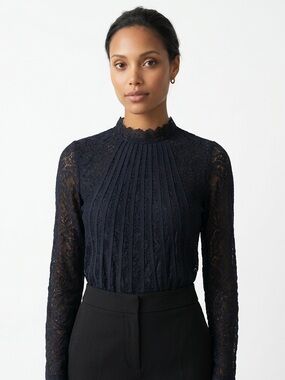 CHOKLATE PARIS | Navy Lace Pintuck High-Neck Blouse Women’s Size Small